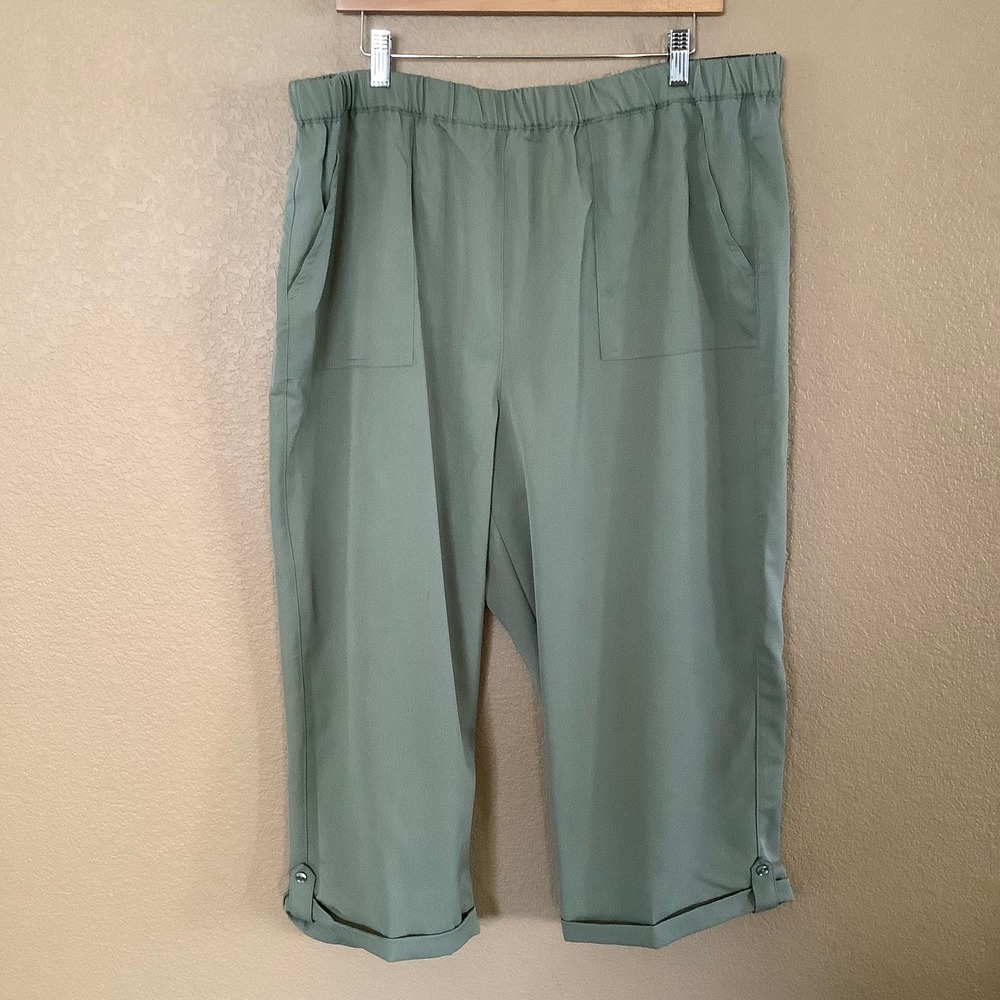 Alfred Dunner Women's Green Pull on Capri Pants Sz 18W